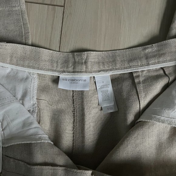 ❌SOLD❌ Vintage Liz Claiborne Pleated Linen Trousers - Picture 4 of 9